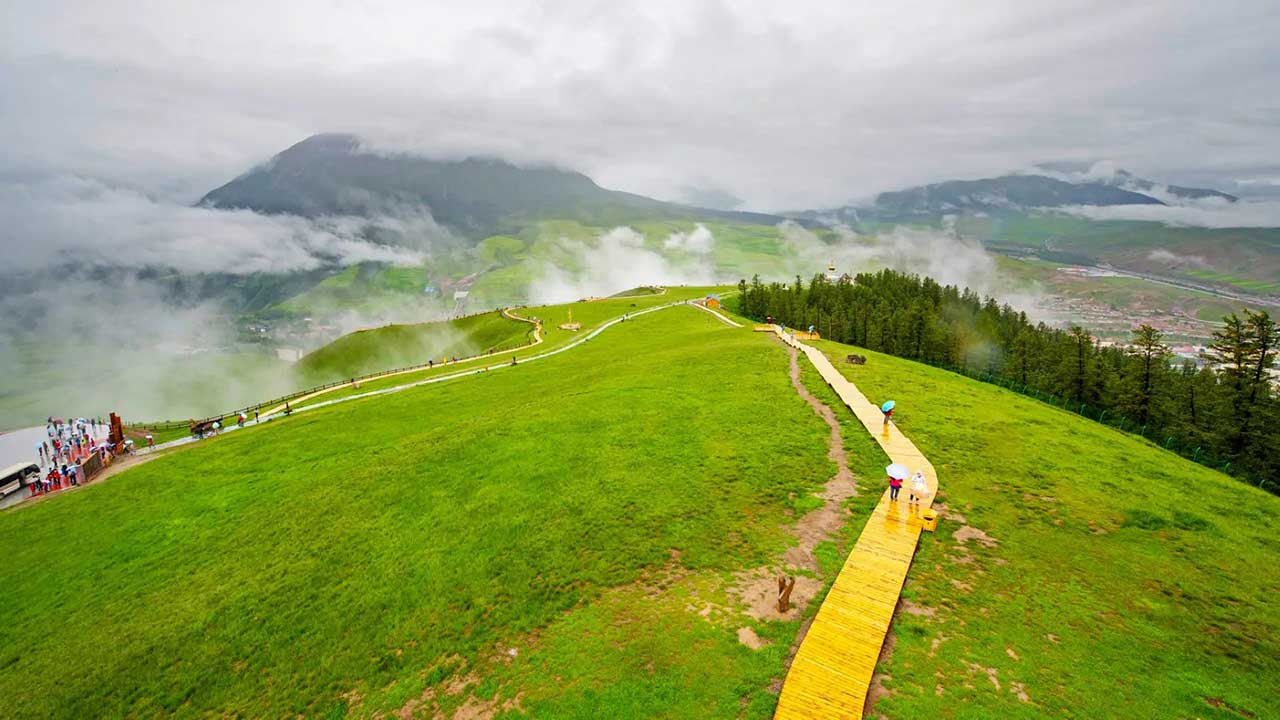 祁连山生态旅游景观道.jpg