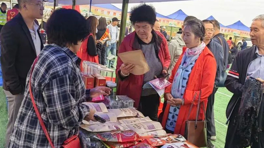 灵武市临河首届休闲文化旅游节展品.jpg