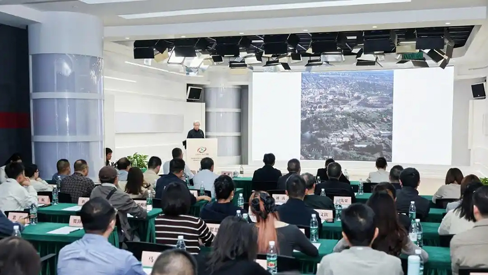湖南省历史文化保护利用片区（街区）创新发展交流暨Citywalk活动现场.jpg