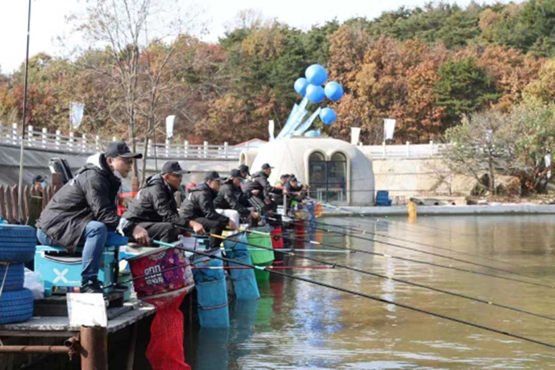 甘井子区第四届旅游文化垂钓节现场.jpg