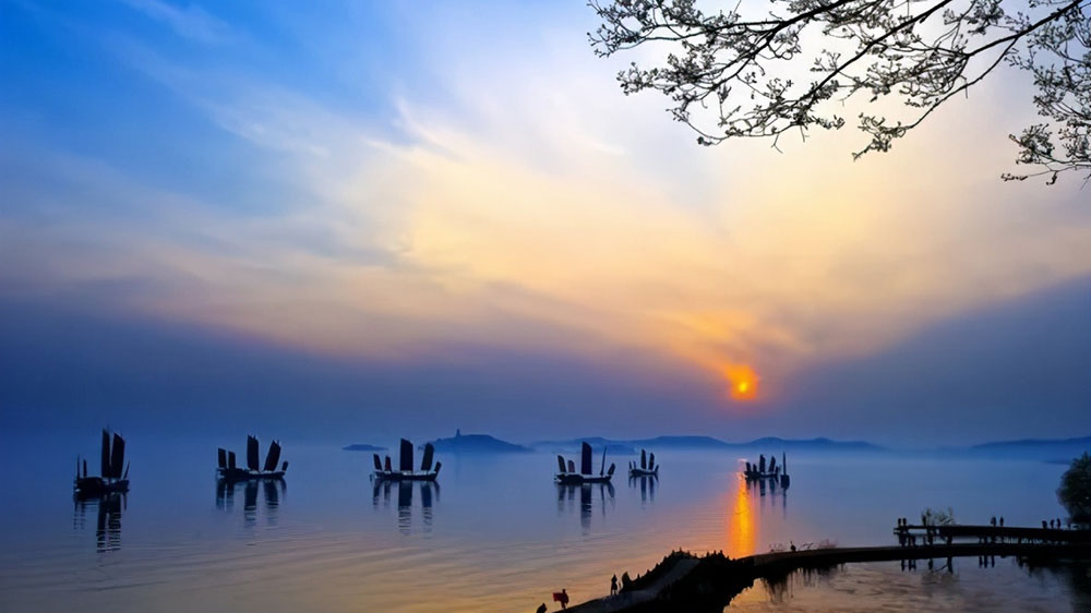 江苏太湖风景区.jpg